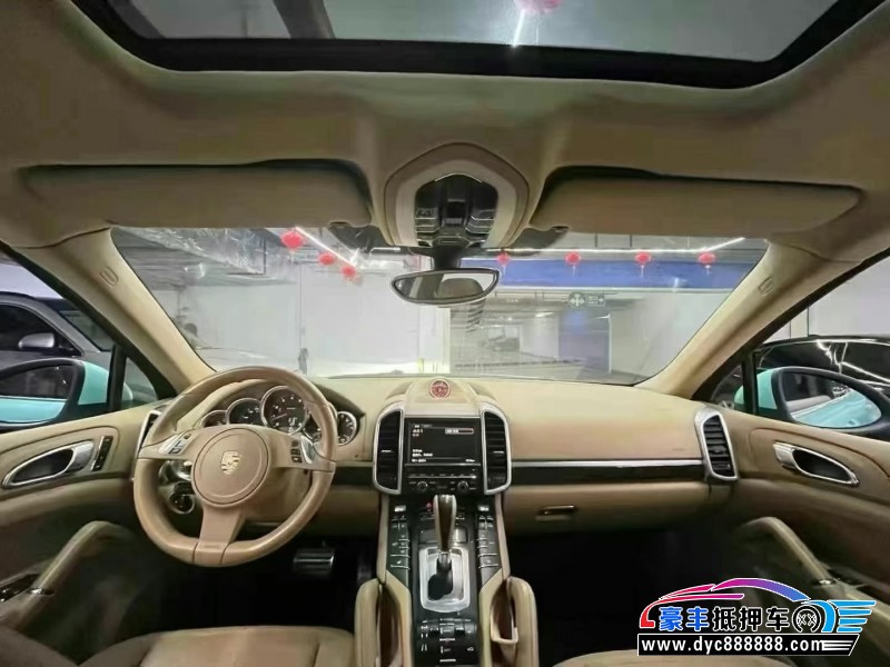 12年保时捷卡宴轿车抵押车出售