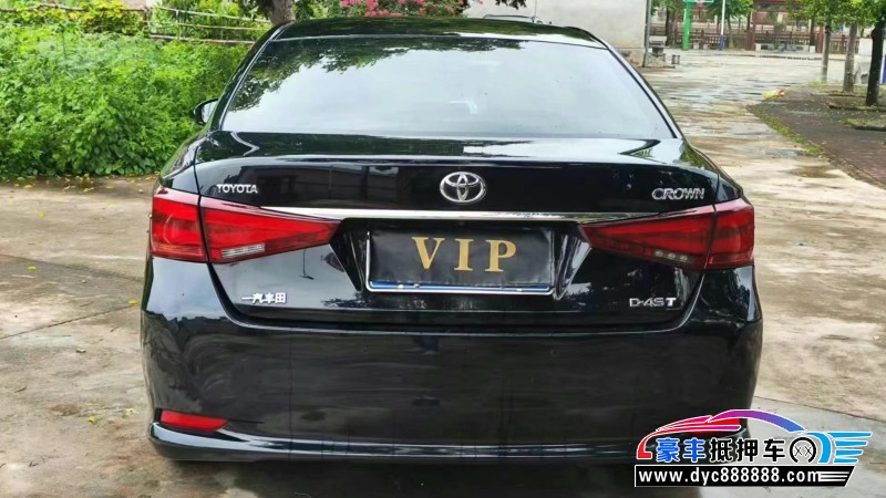 17年丰田皇冠轿车抵押车出售