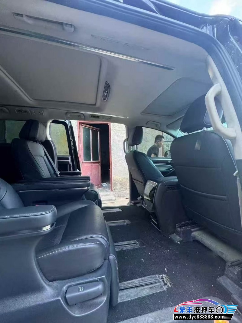 21年传祺M8轿车抵押车出售