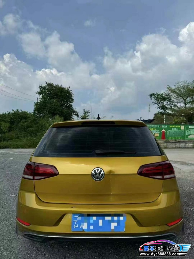 19年大众高尔夫轿车抵押车出售