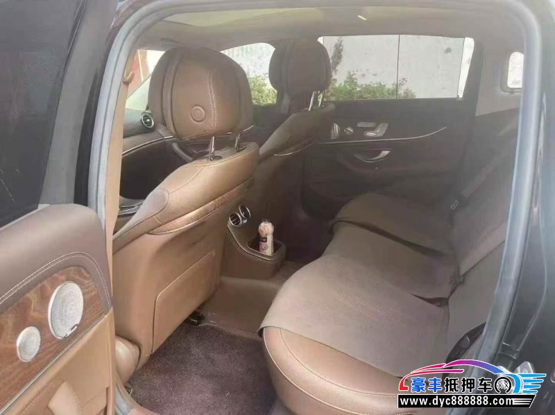 23年奔驰E轿车抵押车出售