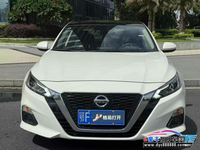 21年日产天籁轿车抵押车出售