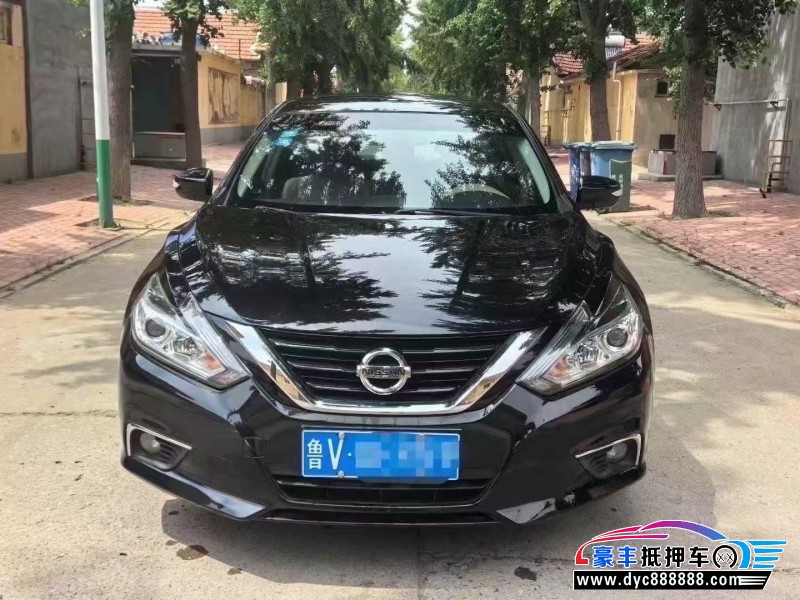 19年日产天籁轿车抵押车出售