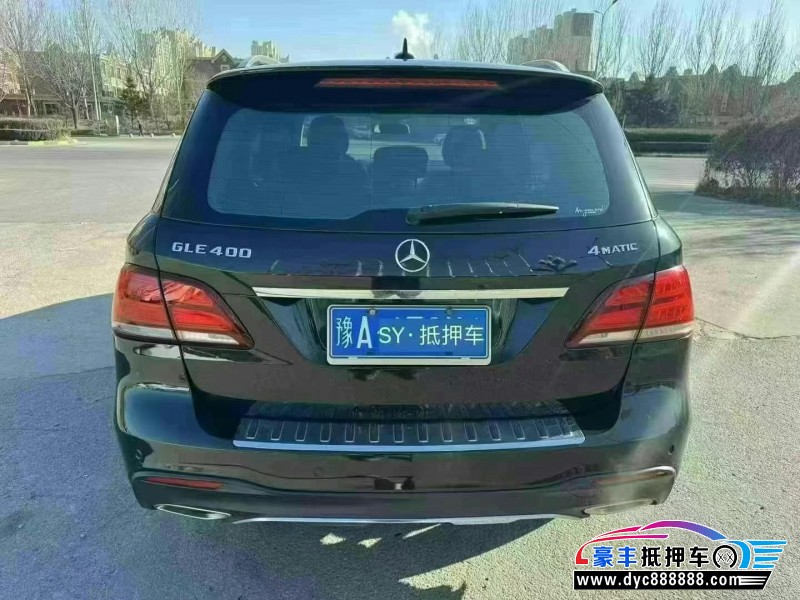 16年奔驰GLE轿车抵押车出售