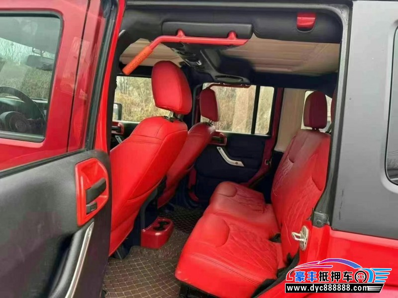 14年Jeep牧马人轿车抵押车出售