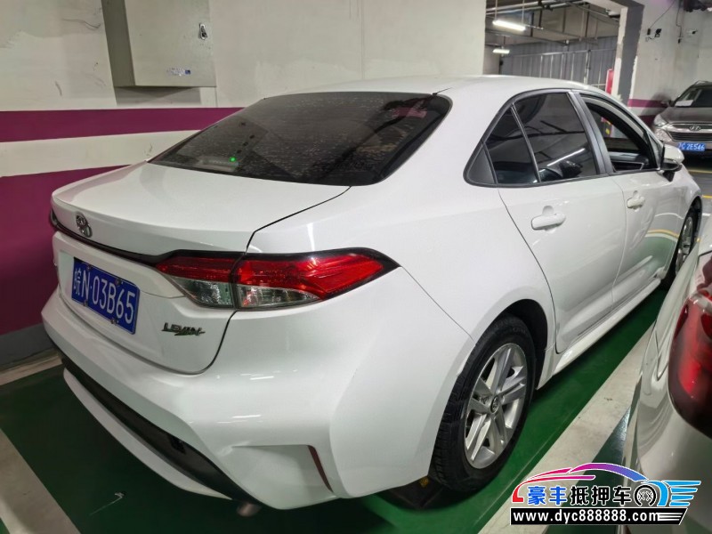 21年丰田雷凌轿车抵押车出售