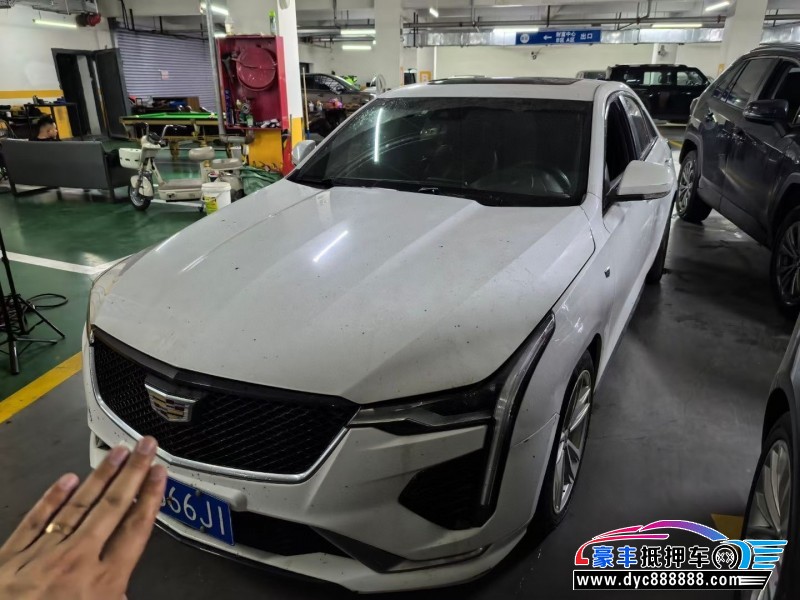 21年凯迪拉克CT4轿车抵押车出售