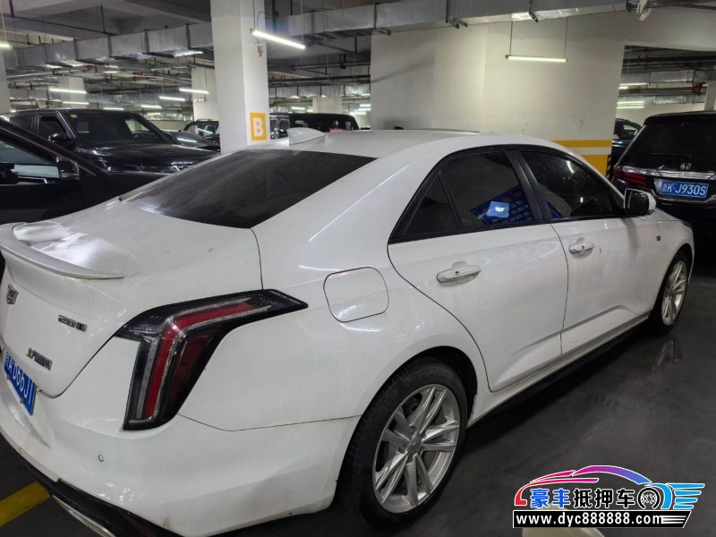 21年凯迪拉克CT4轿车抵押车出售