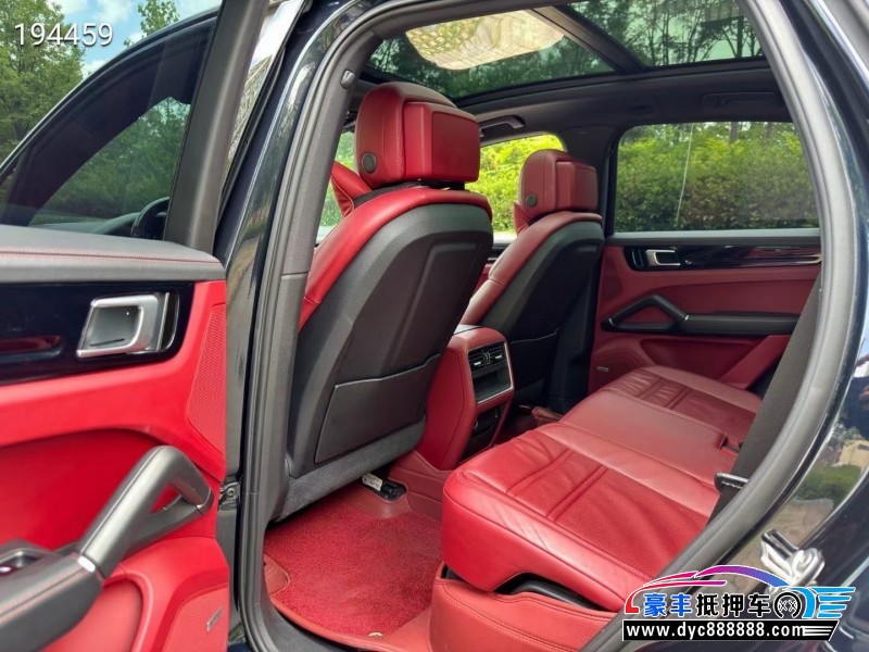 19年保时捷卡宴轿车抵押车出售