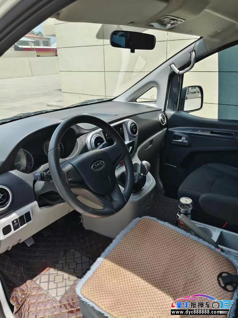 21年江淮瑞风M3轿车抵押车出售