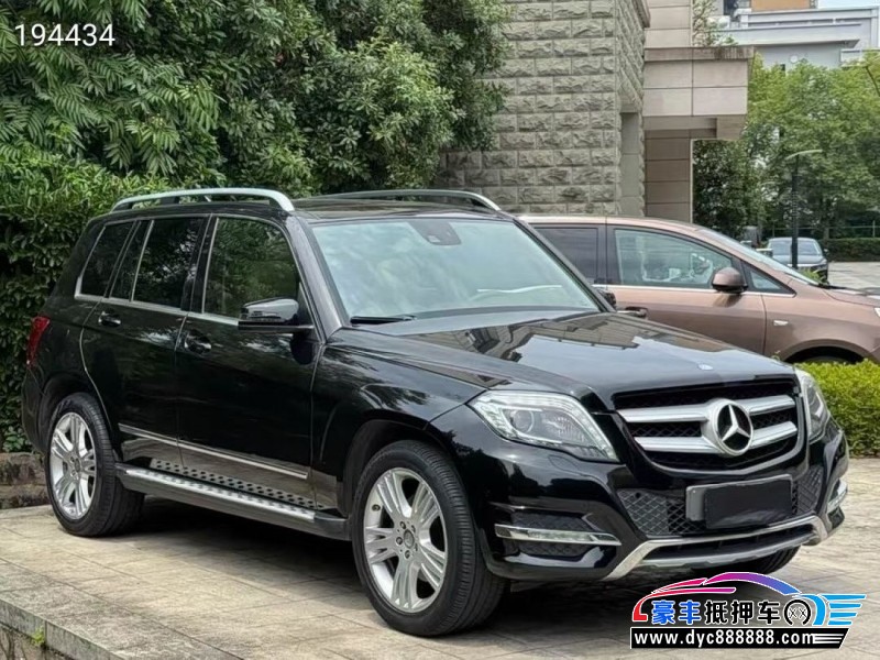 13年奔驰GLK轿车抵押车出售
