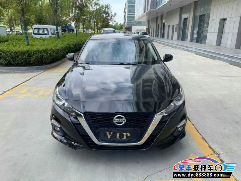 21年日产天籁轿车抵押车出售