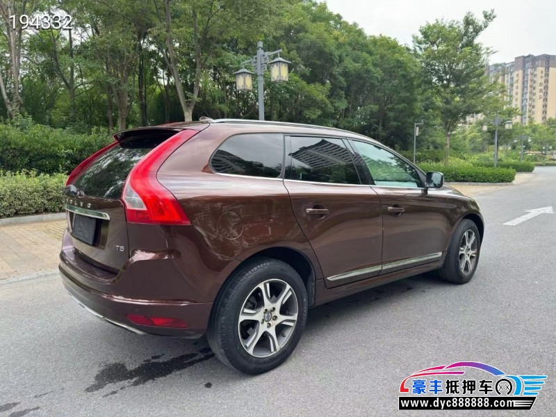 14年沃尔沃XC60轿车抵押车出售
