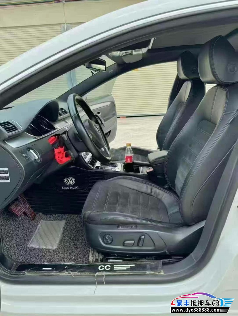 14年大众CC轿车抵押车出售