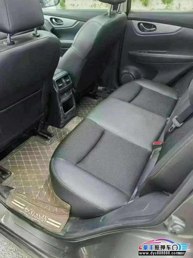 19年日产逍客轿车抵押车出售