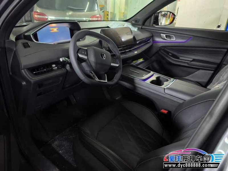 25年长安长安CS55轿车抵押车出售