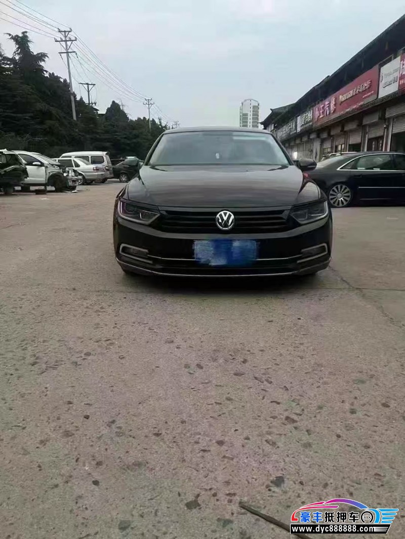 19年大众迈腾轿车抵押车出售