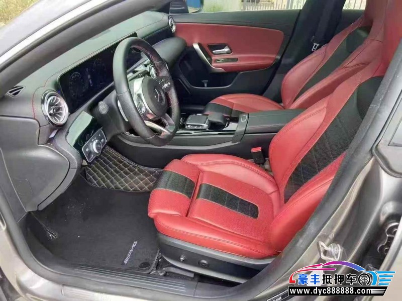 22年奔驰CLA轿车抵押车出售