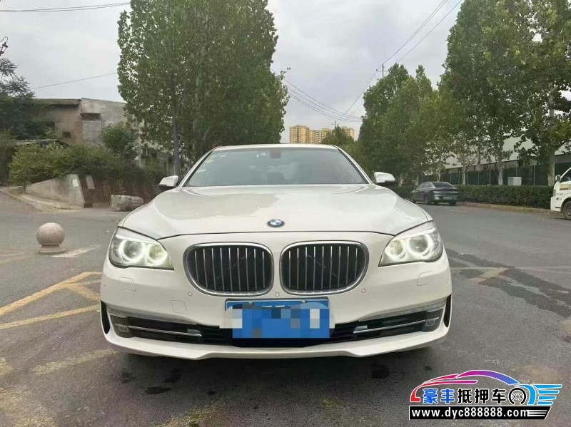 15年宝马7系轿车抵押车出售