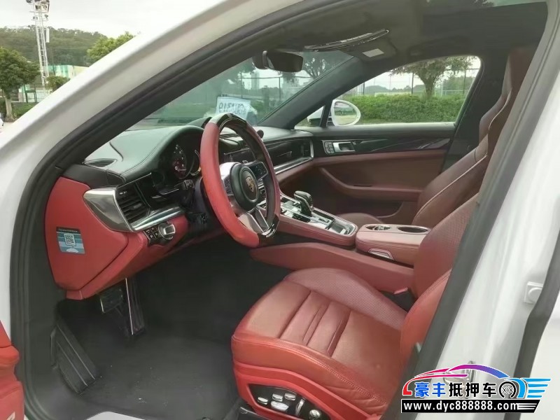 19年保时捷帕纳梅拉轿车抵押车出售