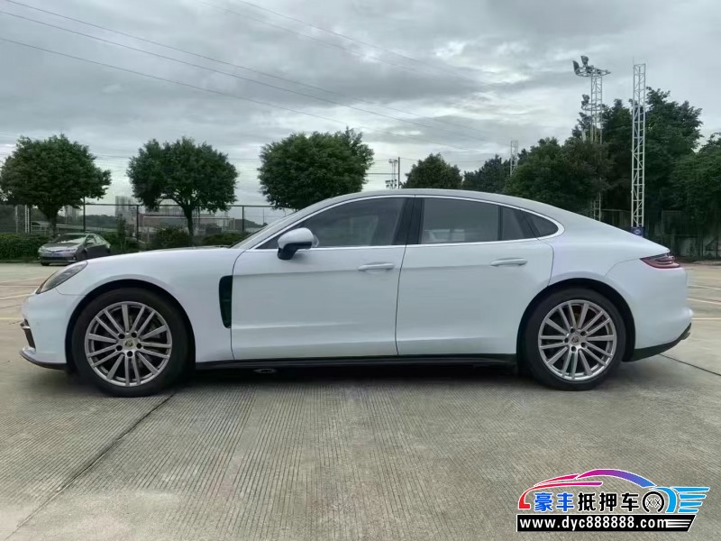 19年保时捷帕纳梅拉轿车抵押车出售