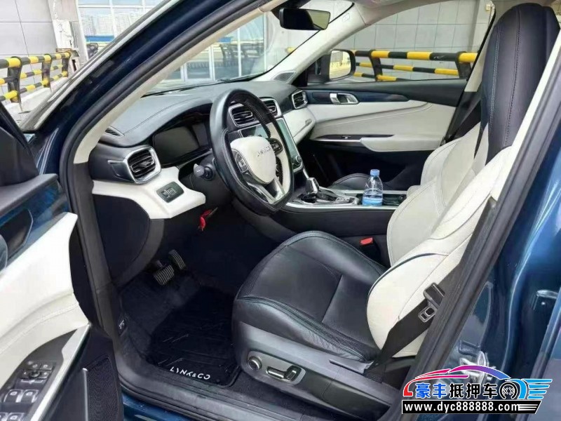 19年领克01SUV抵押车出售