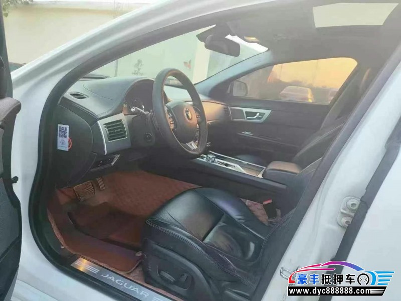 14年捷豹XF轿车抵押车出售
