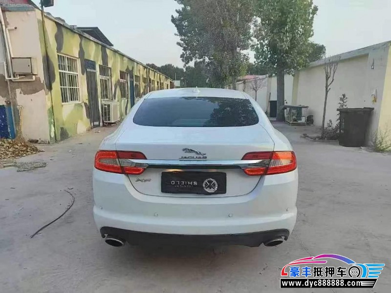 14年捷豹XF轿车抵押车出售