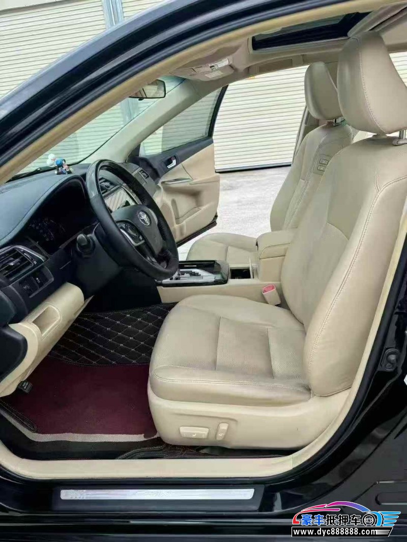 16年丰田凯美瑞轿车抵押车出售