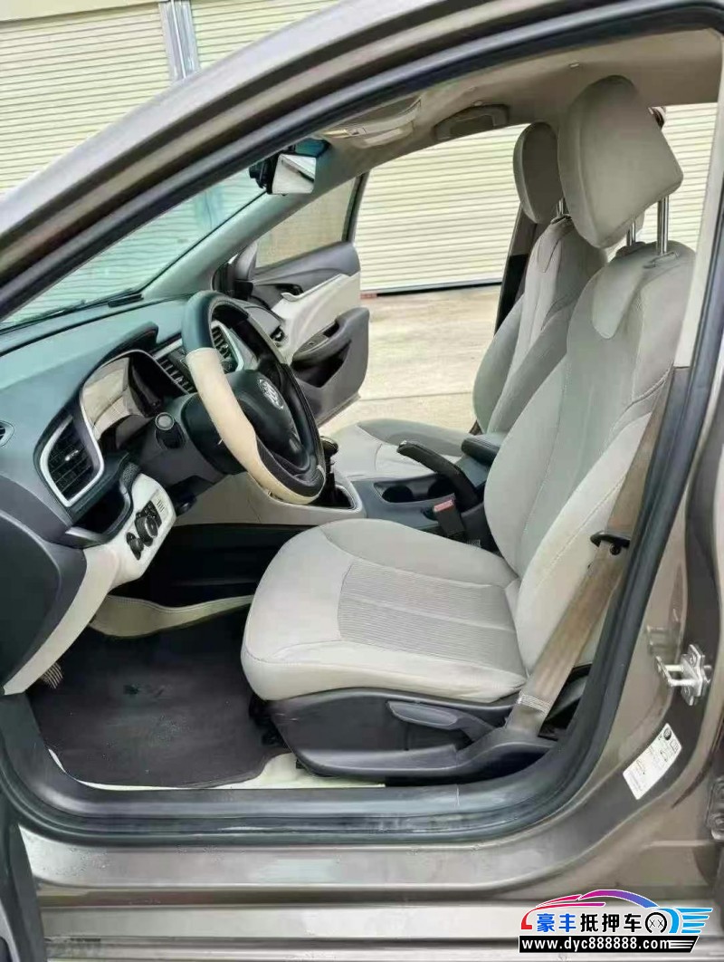 16年别克英朗轿车抵押车出售