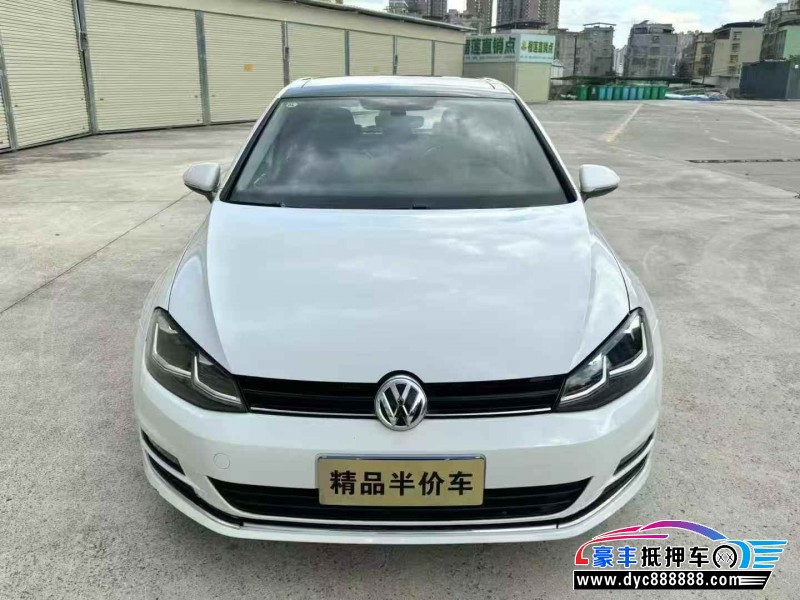 16年大众高尔夫轿车抵押车出售