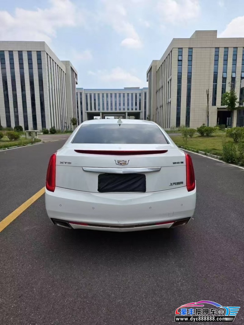 17年凯迪拉克XTS轿车抵押车出售