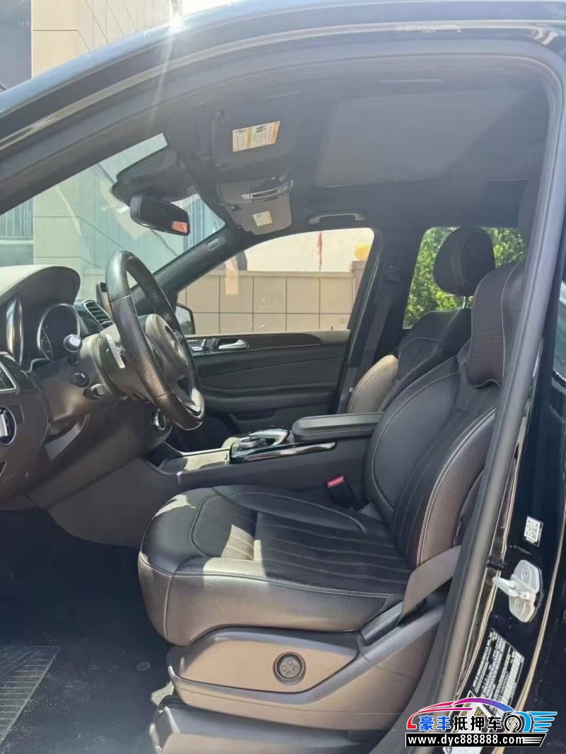 17年奔驰GLS轿车抵押车出售