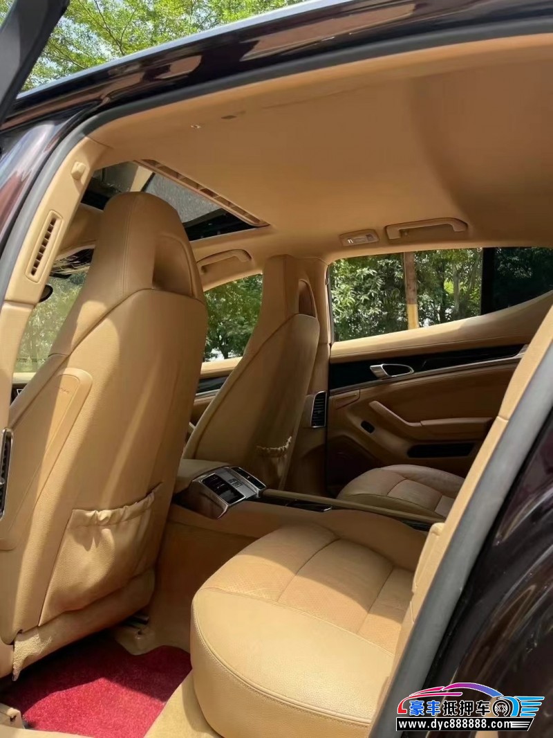 12年保时捷帕纳梅拉轿车抵押车出售