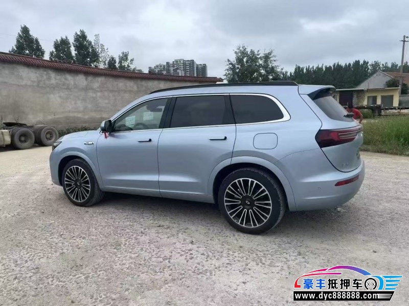 25年华为问界轿车抵押车出售