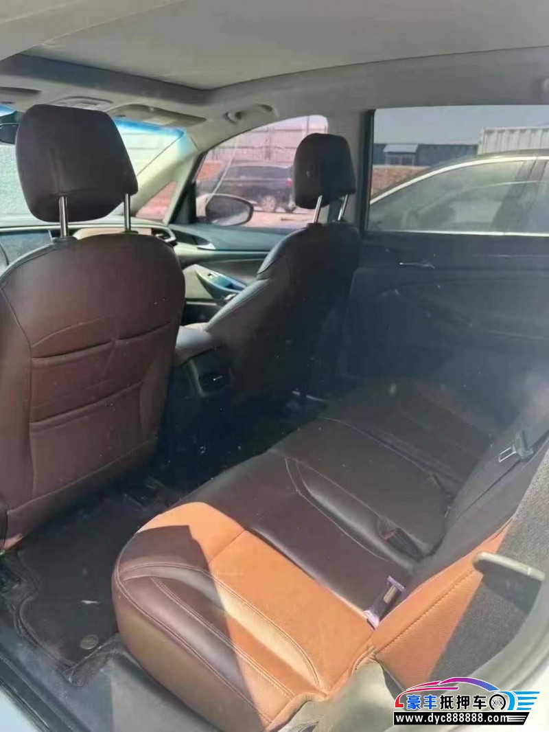 19年别克别克GL6轿车抵押车出售