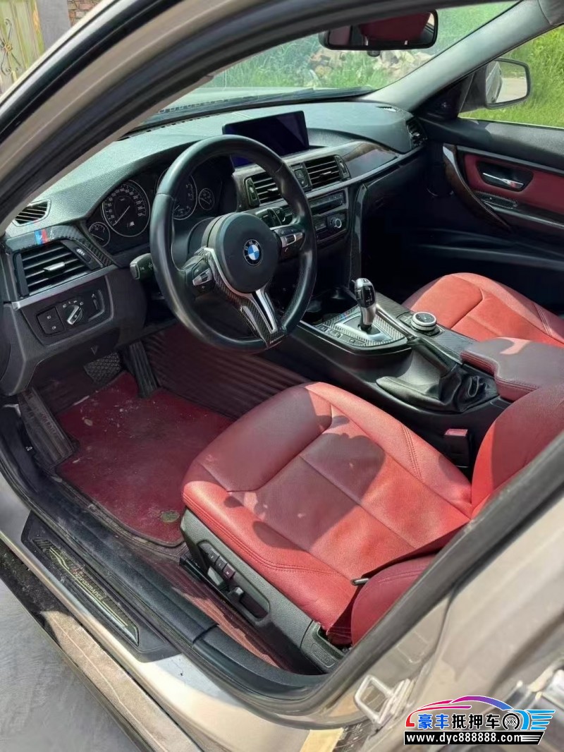 12年宝马3系轿车抵押车出售