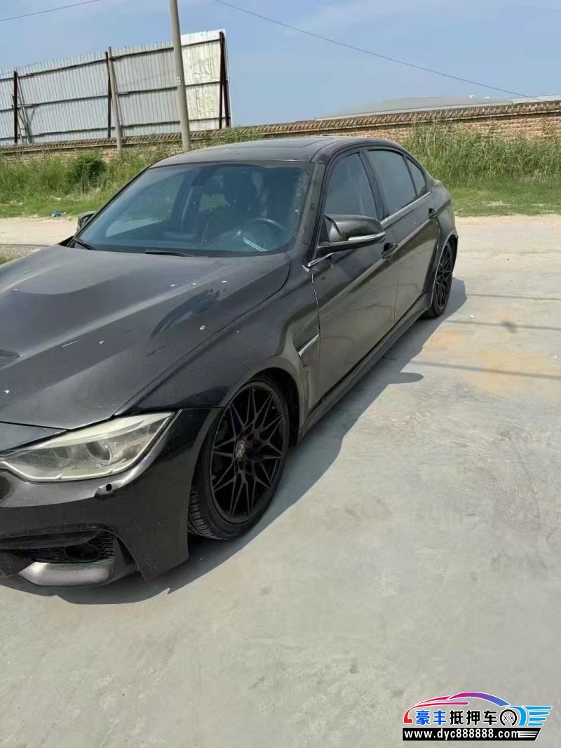 12年宝马3系轿车抵押车出售