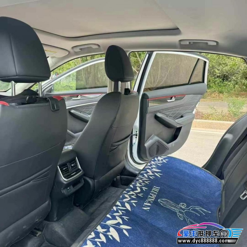 21年东风风神奕炫轿车抵押车出售