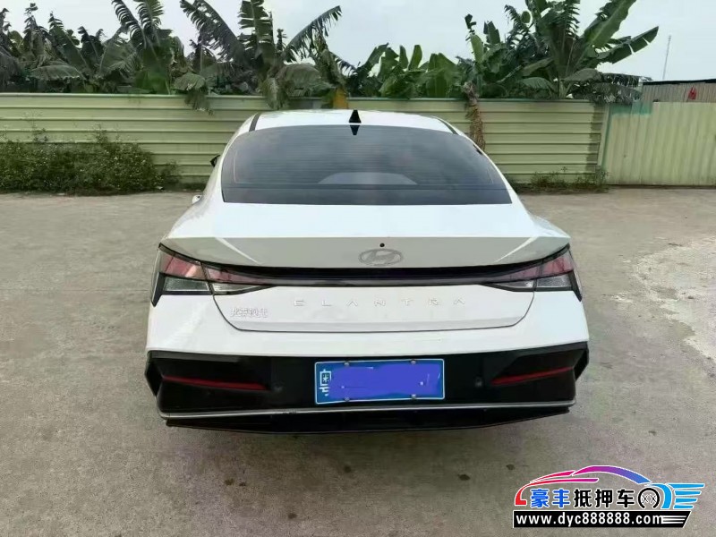23年现代伊兰特轿车抵押车出售