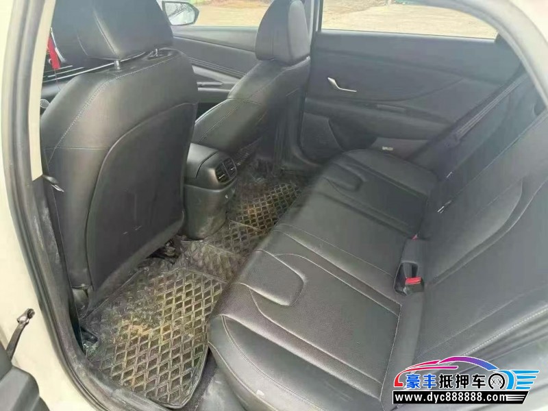 23年现代伊兰特轿车抵押车出售