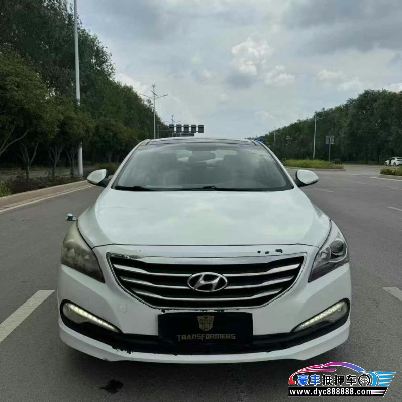 16年现代名图轿车抵押车出售