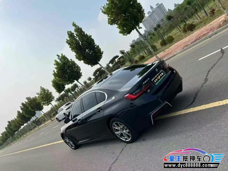 24年宝马i3轿车抵押车出售