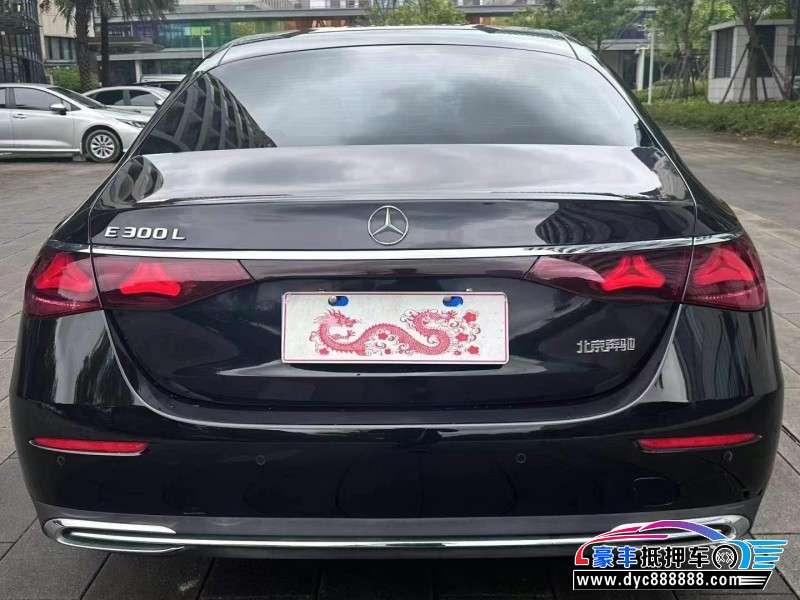 24年奔驰E轿车抵押车出售