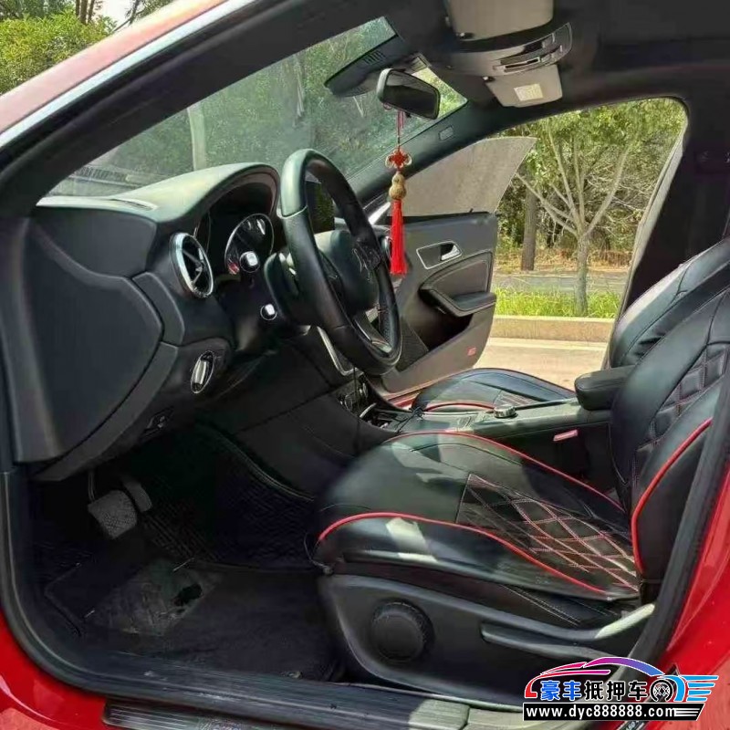 18年奔驰CLA轿车抵押车出售