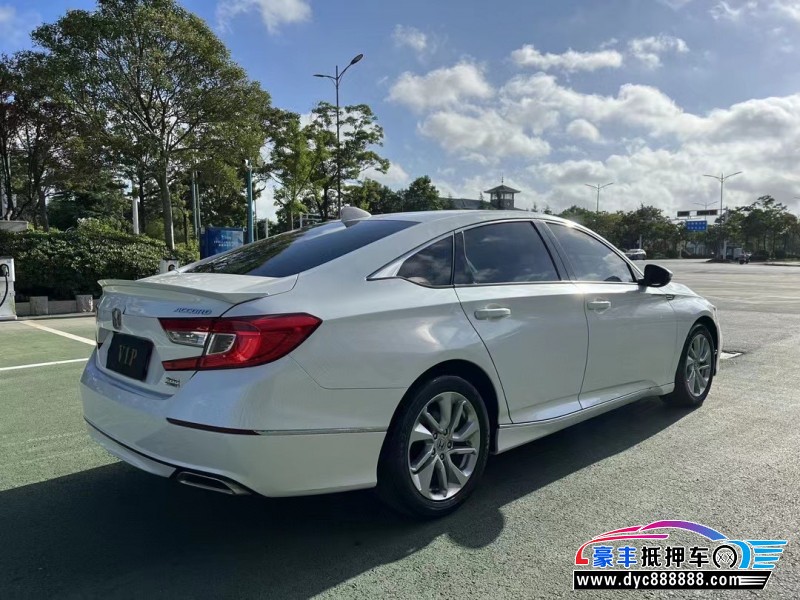 19年本田雅阁轿车抵押车出售
