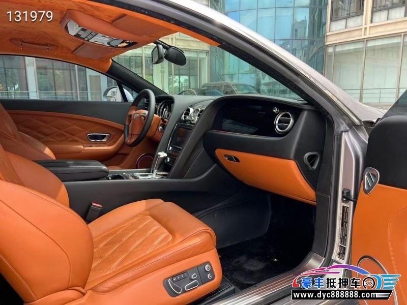 12年宾利欧陆轿车抵押车出售