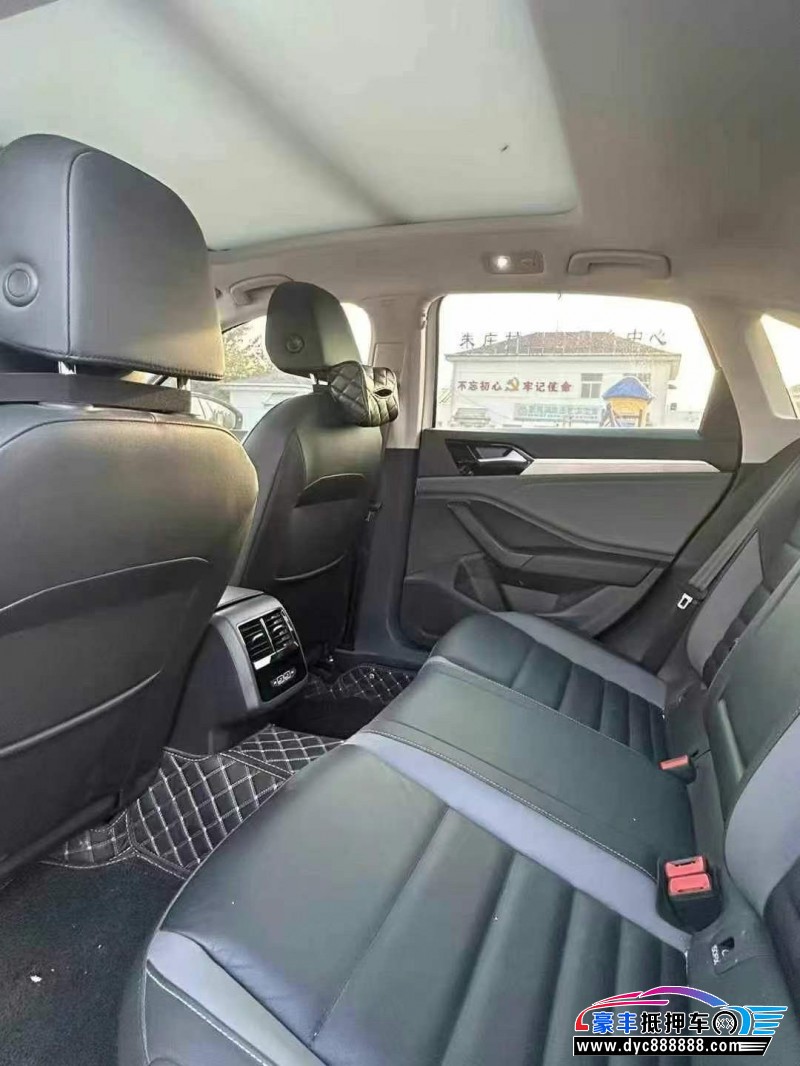 21年大众速腾轿车抵押车出售