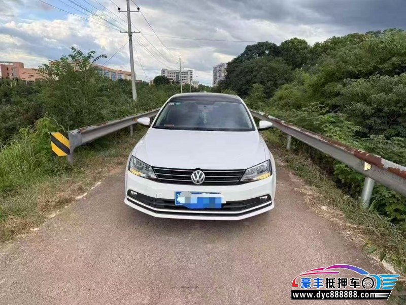 16年大众速腾轿车抵押车出售