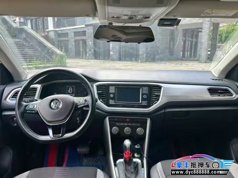 20年大众探歌轿车抵押车出售